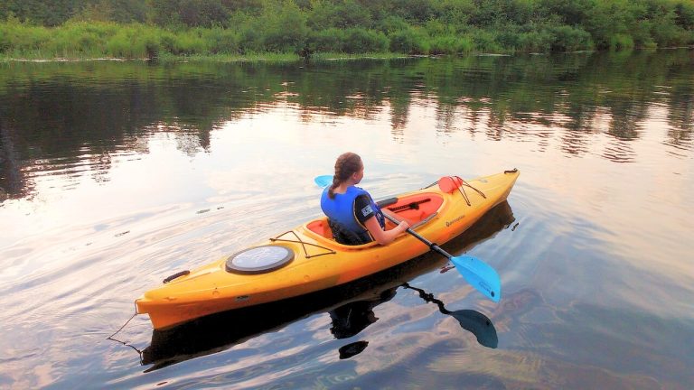 Exploring the Benefits of Kayaking